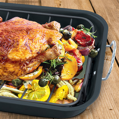 15" Black Enameled Oval Roaster with Lid – Non-Stick, Durable & Perfect for Roast Chicken and Turkey